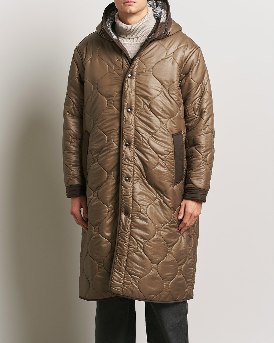 Homme | Manteaux Et Vestes | Woolrich | Quilted Coat Sherpa Lining by Todd Snyder Taupe