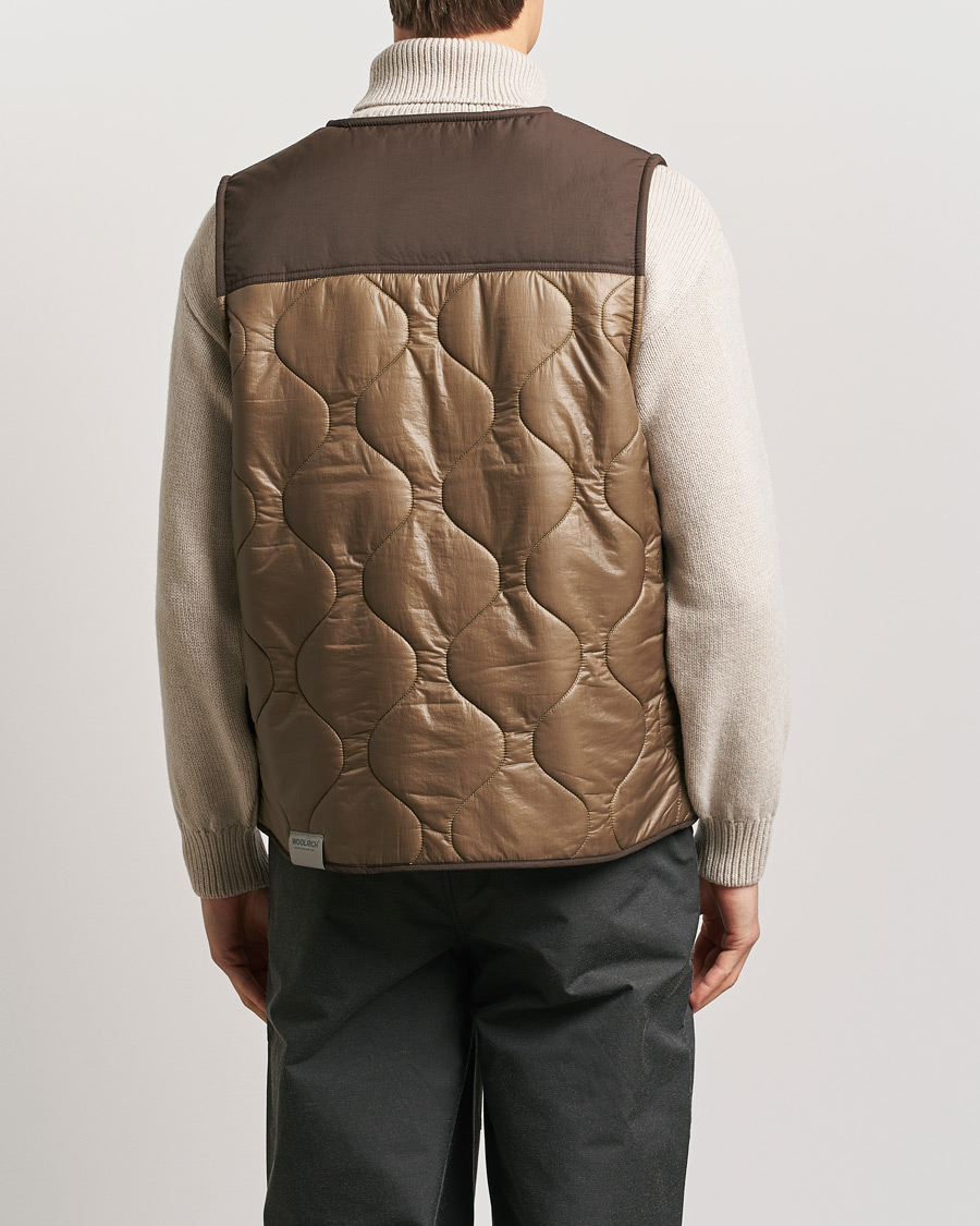 Homme | Manteaux Et Vestes | Woolrich | Quilted Vest Sherpa Lining by Todd Snyder Taupe