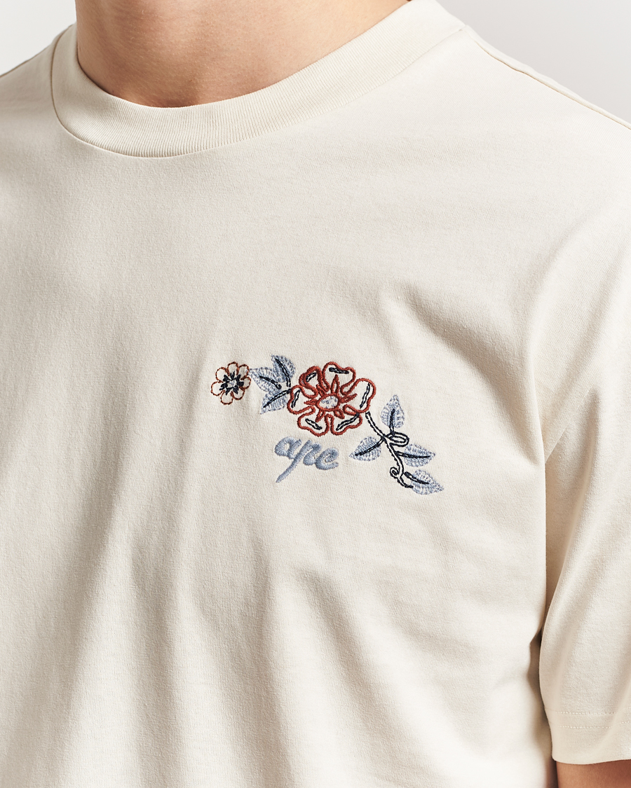 Homme | T-shirts | A.P.C. | Oscar Embroidered T-Shirt Ecru