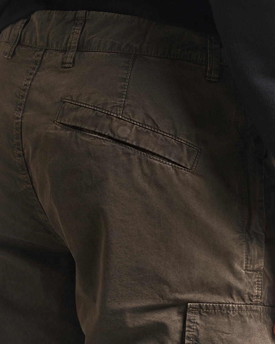 Homme | Shorts | Stone Island | Brushed Cotton Canvas Cargo Shorts Military Green