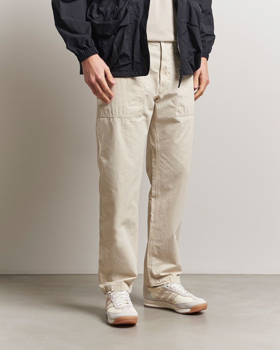 Homme | Pantalons | Stone Island | Brushed Cotton Canvas Fatigue Pants Sand