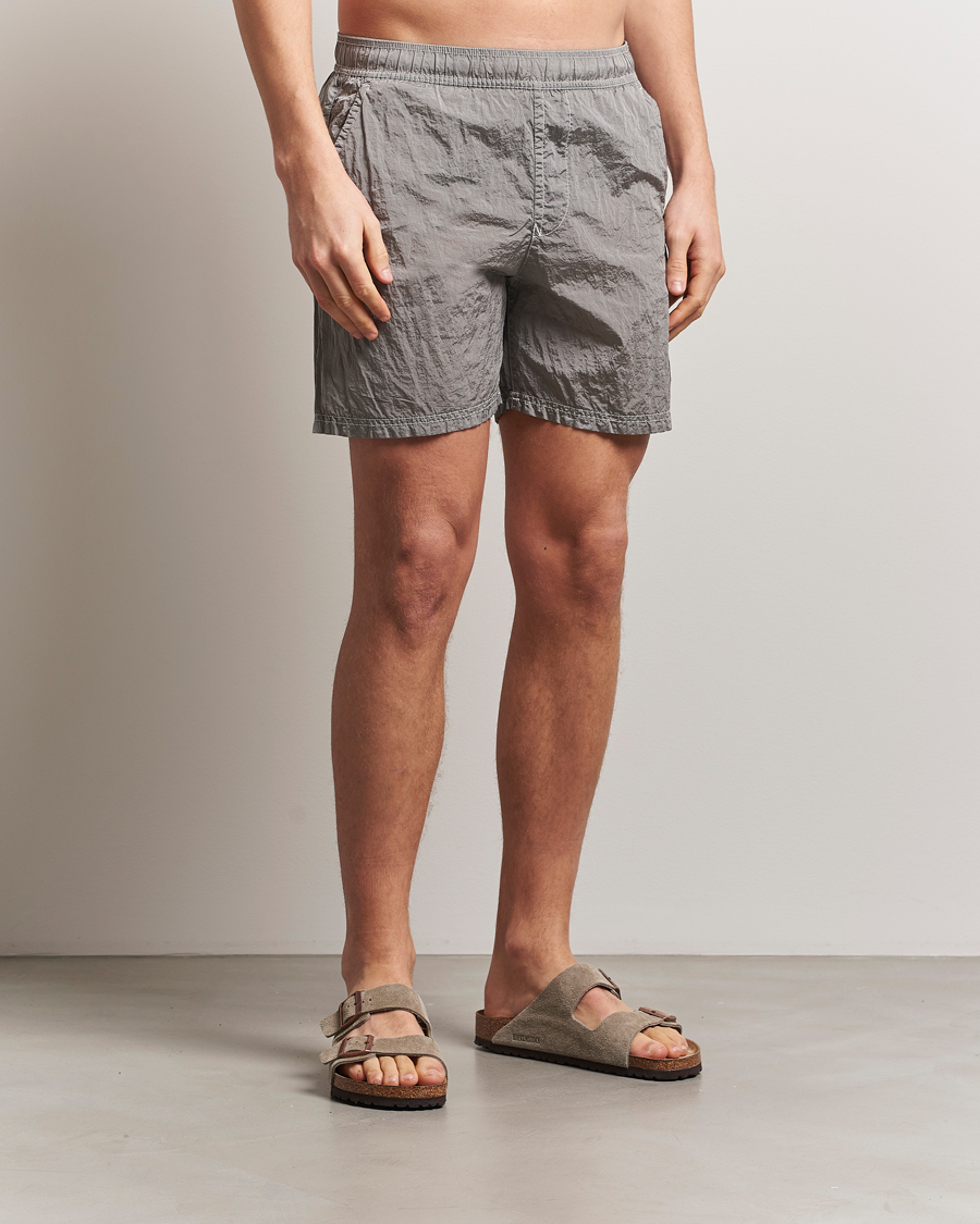 Homme | Maillots De Bain | Stone Island | Nylon Metal Econyl Swimshorts Pearl Grey