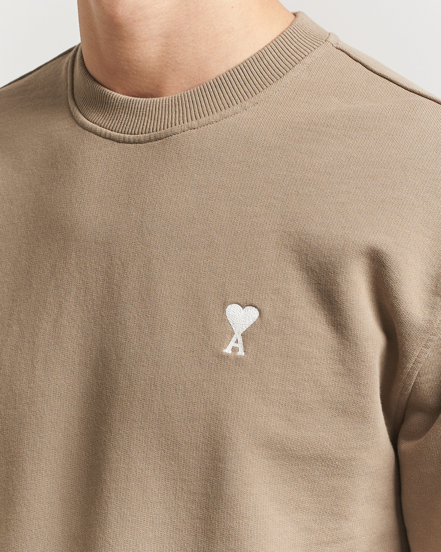 Homme | Pulls Et Tricots | AMI | Off White Heart Logo Sweatshirt Beige