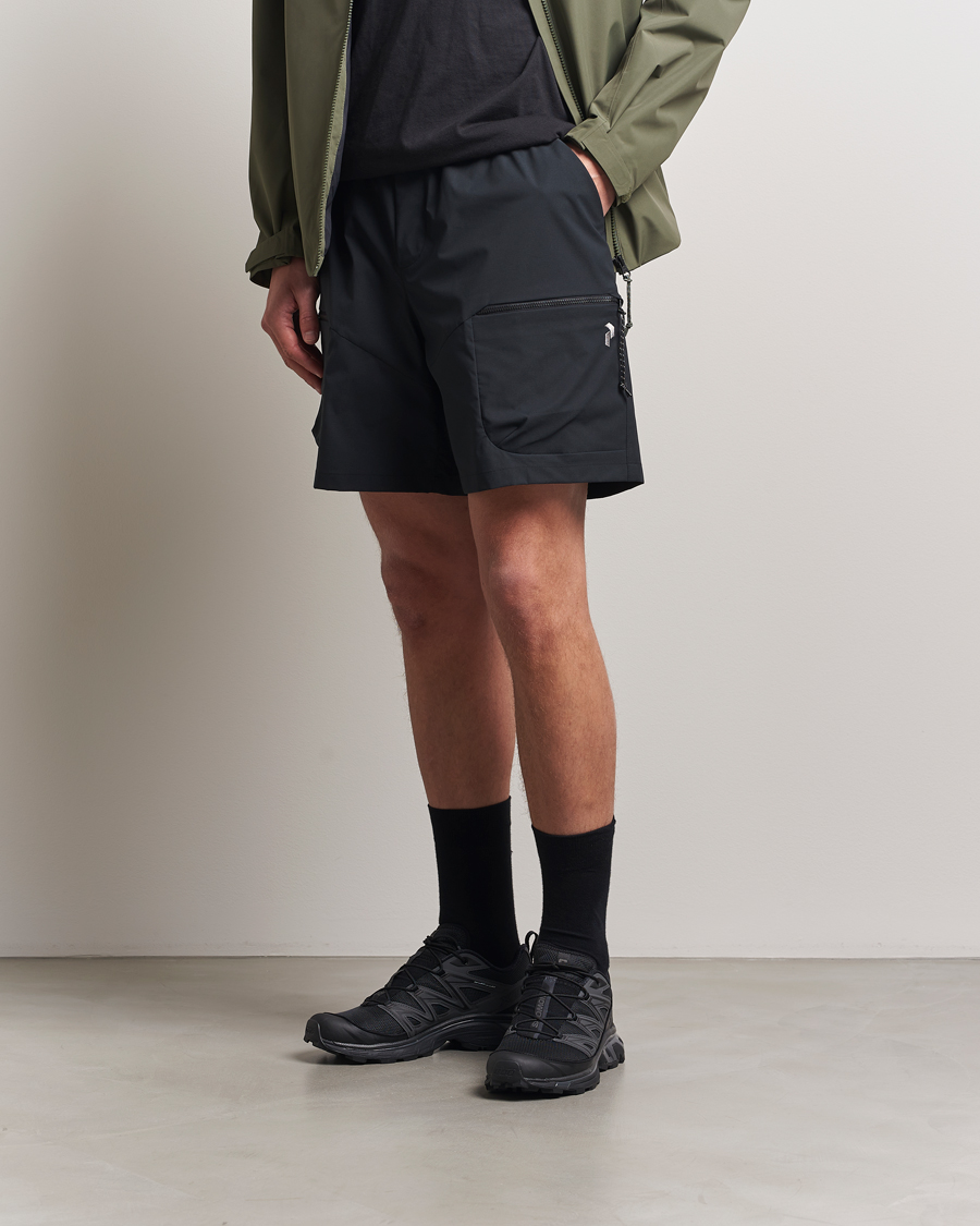 Homme | Shorts | Peak Performance | Outdoor Cargo Shorts Black