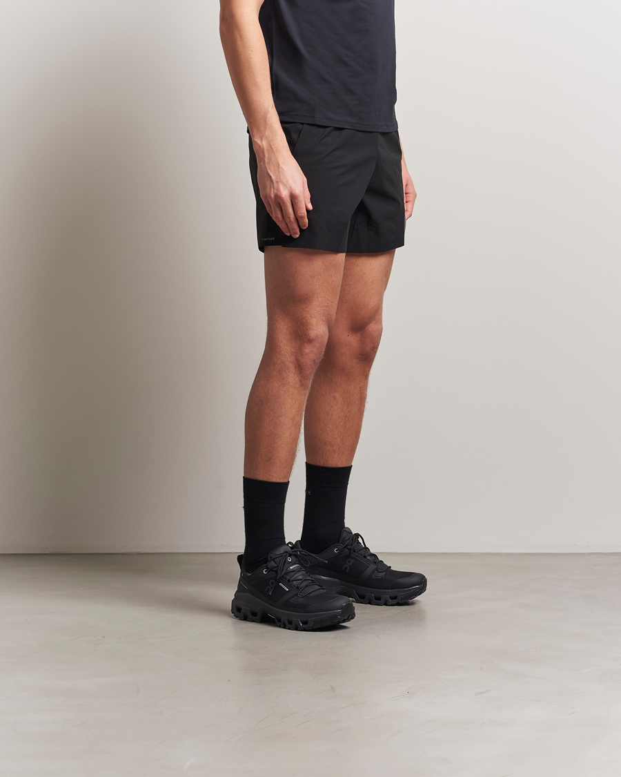 Homme | On Cloudrock Low Black/Black | On | Cloudrock Low Black/Black