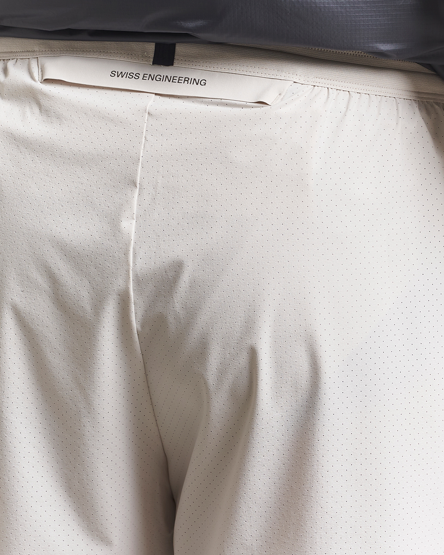 Homme | Shorts | On | Performance 7 Inch Shorts Silver