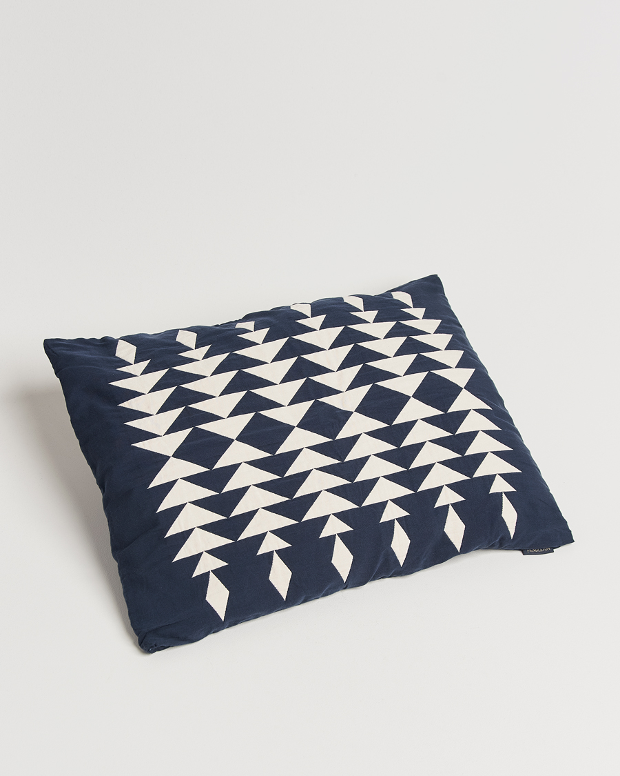Homme | Pendleton Organic Cotton Matelasse Pillow Midnight Nova | Pendleton | Organic Cotton Matelasse Pillow Midnight Nova