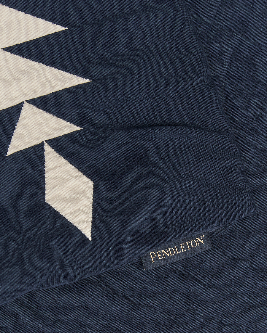 Homme | Pendleton Organic Cotton Matelasse Pillow Midnight Nova | Pendleton | Organic Cotton Matelasse Pillow Midnight Nova