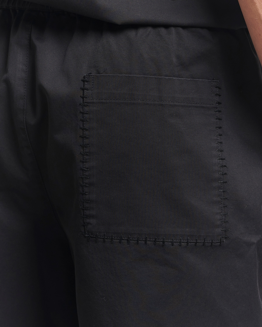 Homme | Shorts | Axel Arigato | Stitch Embroidered Shorts Black