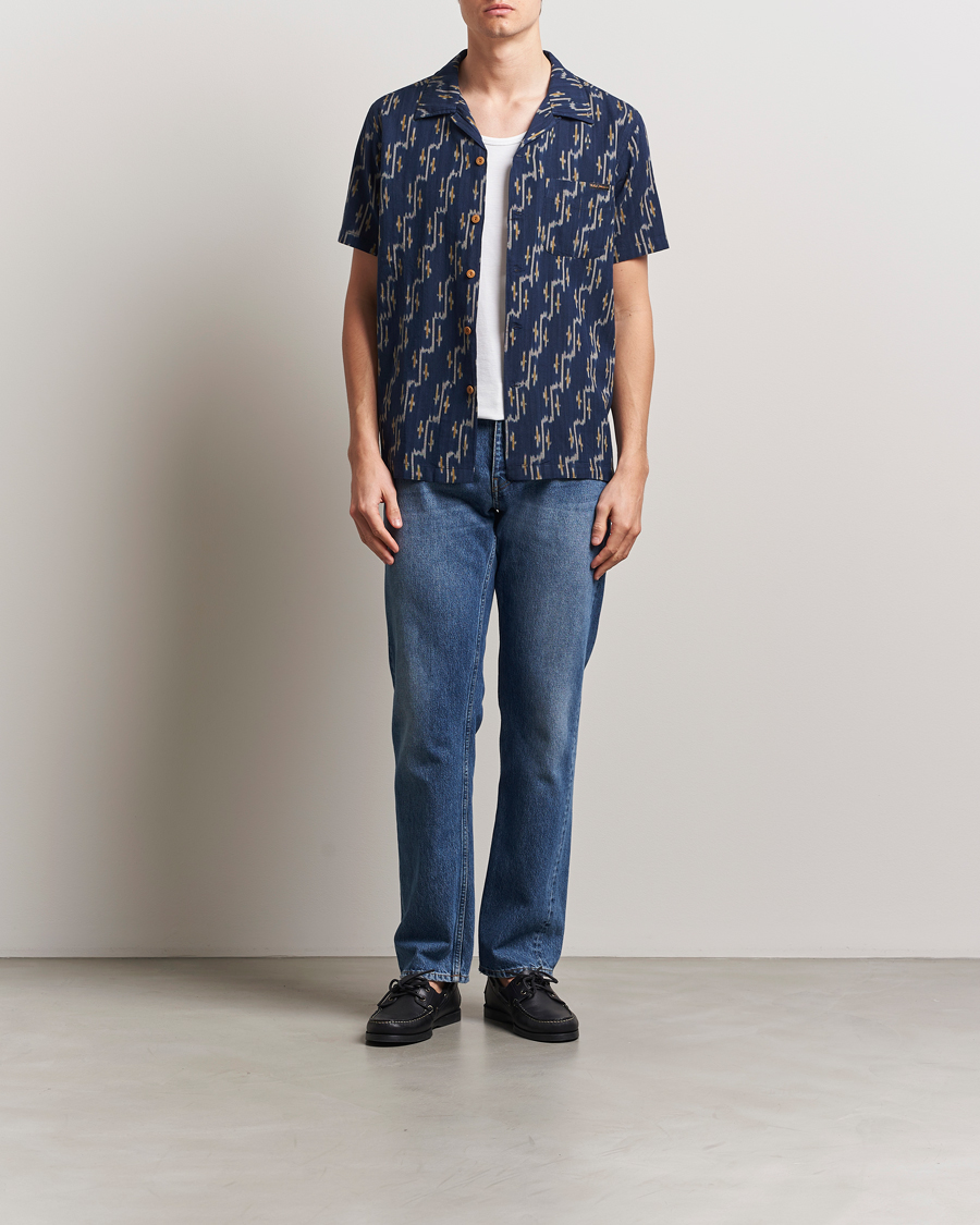 Homme | Chemises | Nudie Jeans | Arvid Printed Short Sleeve Shirt Blueberry