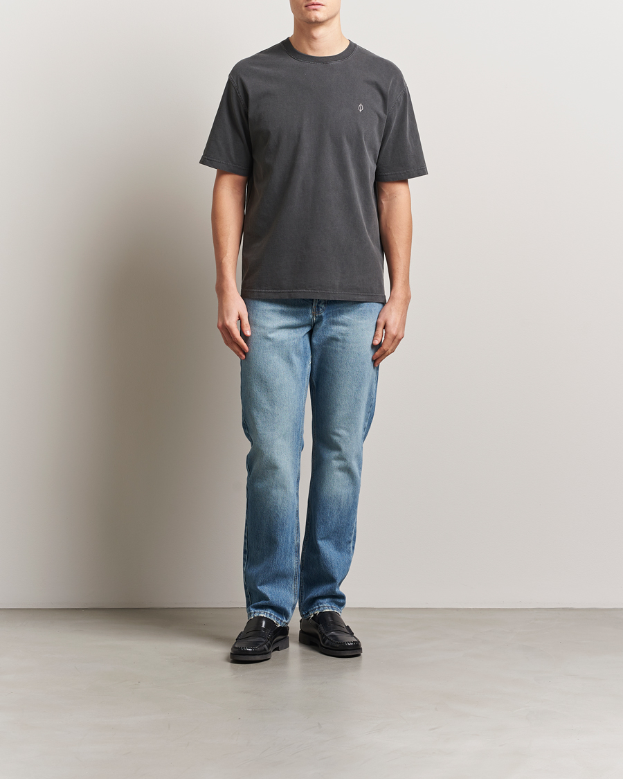 Homme | T-shirts | Samsøe Samsøe | Wandering Printed Crew Neck T-Shirt Washed Black