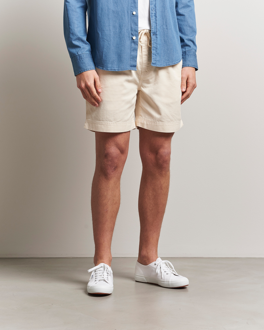 Homme | Shorts | GANT | Regular Sunfaded Drawstring Shorts Cream