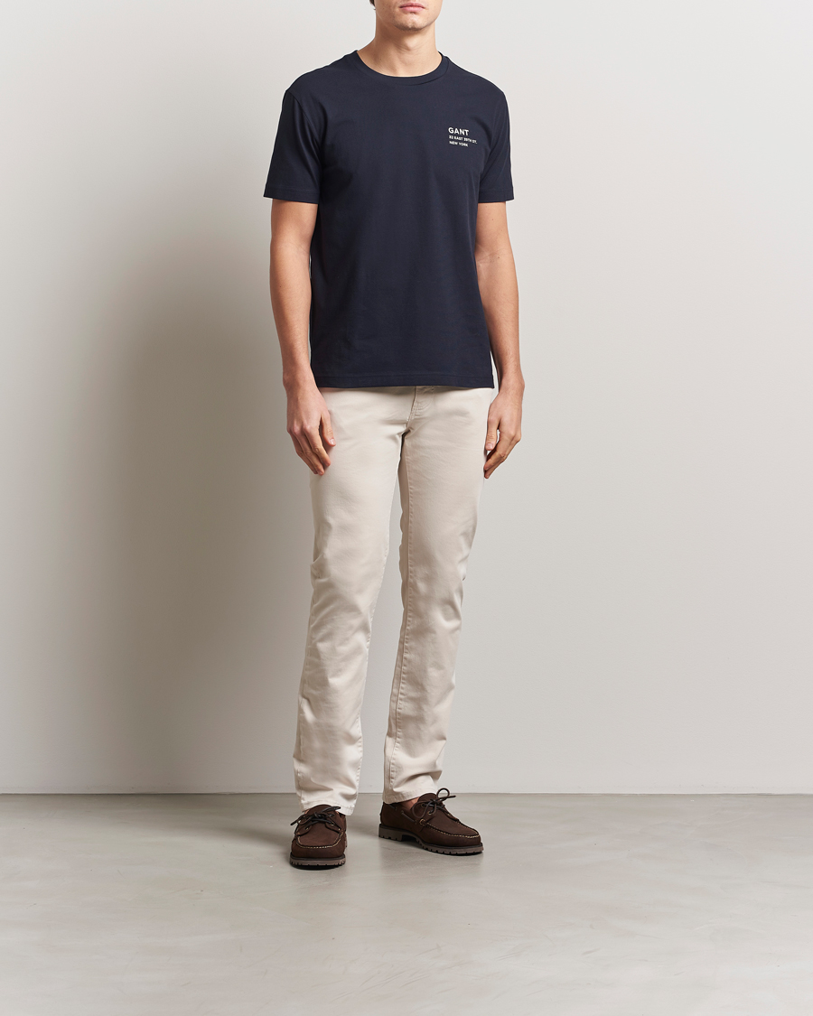 Homme | T-shirts | GANT | Small Graphic Crew Neck T-Shirt Evening Blue