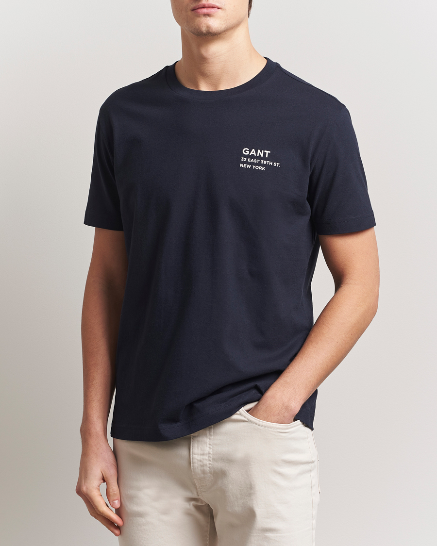 Homme | T-shirts | GANT | Small Graphic Crew Neck T-Shirt Evening Blue