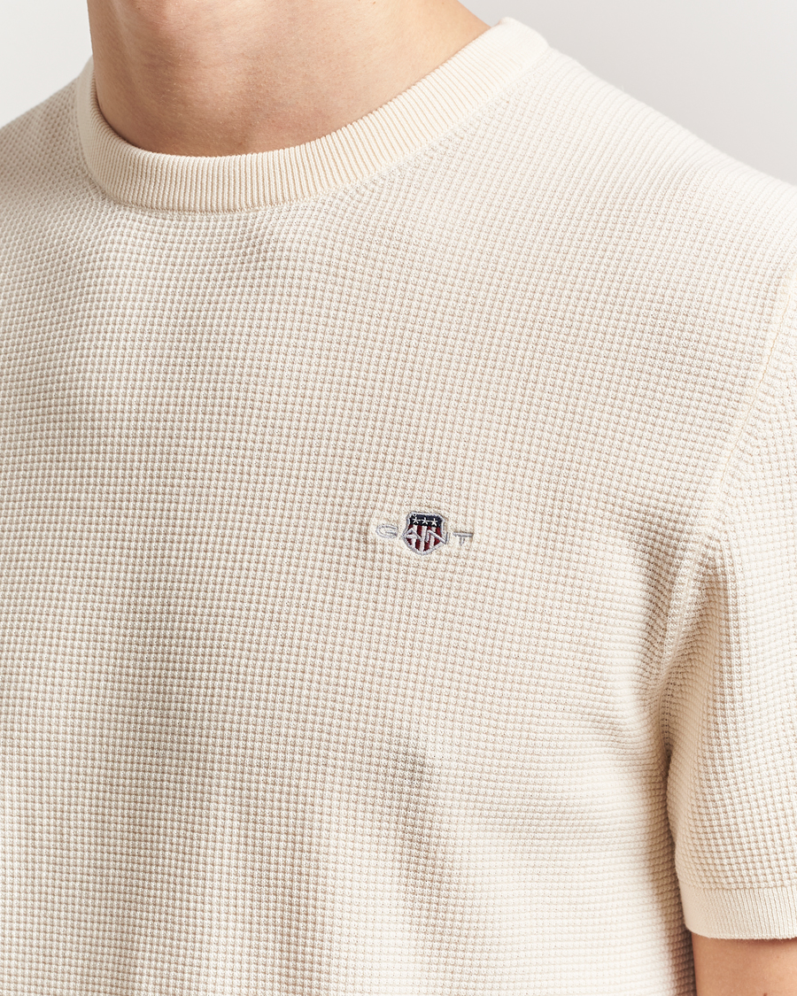Homme | T-shirts | GANT | Micro Textured Crew Neck T-shirt Cream