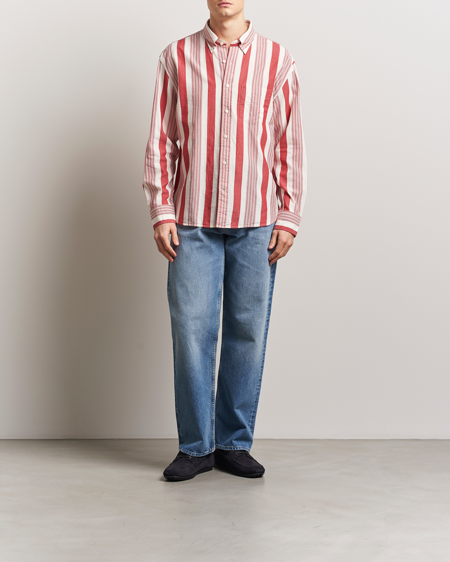 Homme | Chemises | GANT | Relaxed Fit Wide Striped Seersucker Shirt Ruby Red