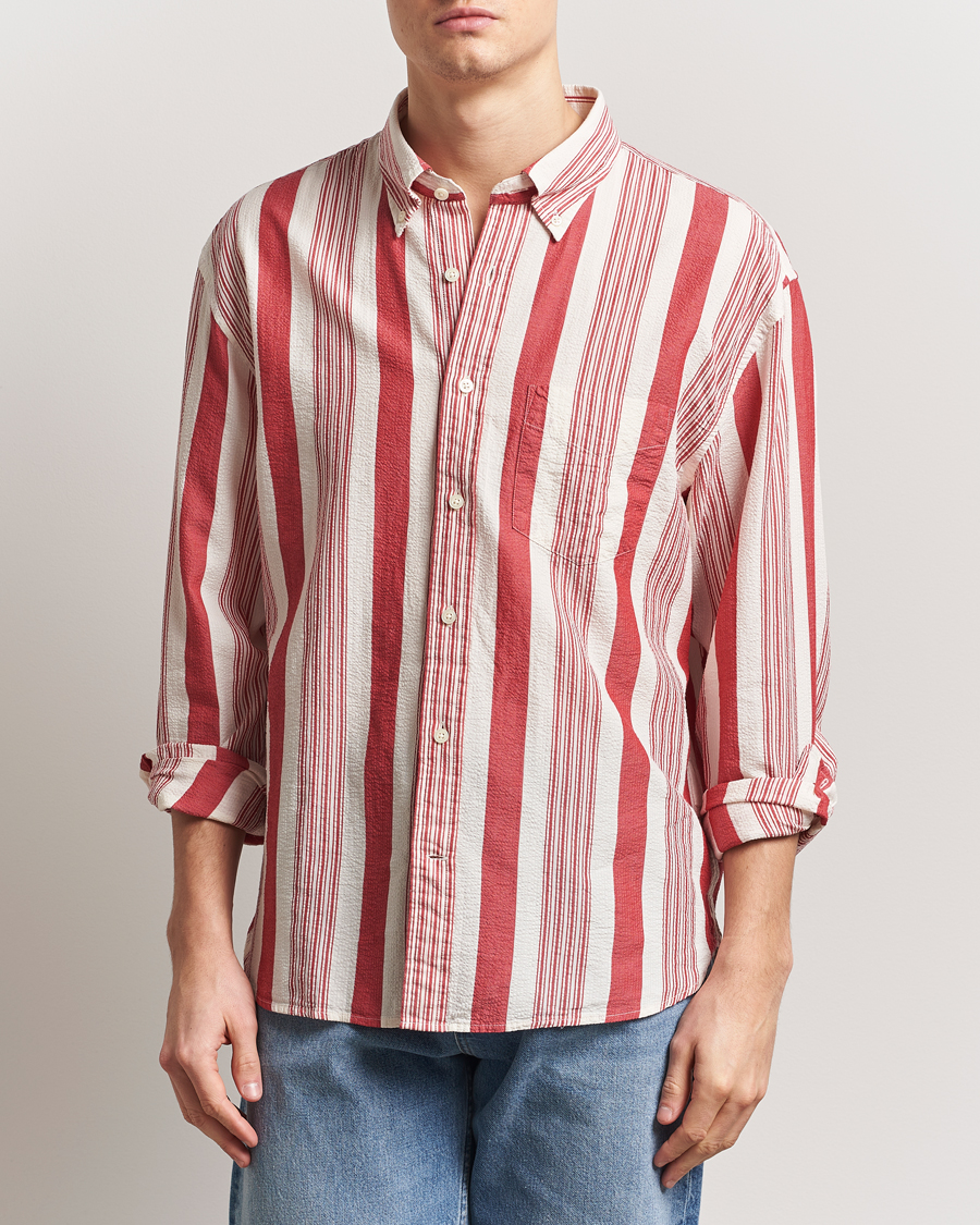 Homme | Chemises | GANT | Relaxed Fit Wide Striped Seersucker Shirt Ruby Red