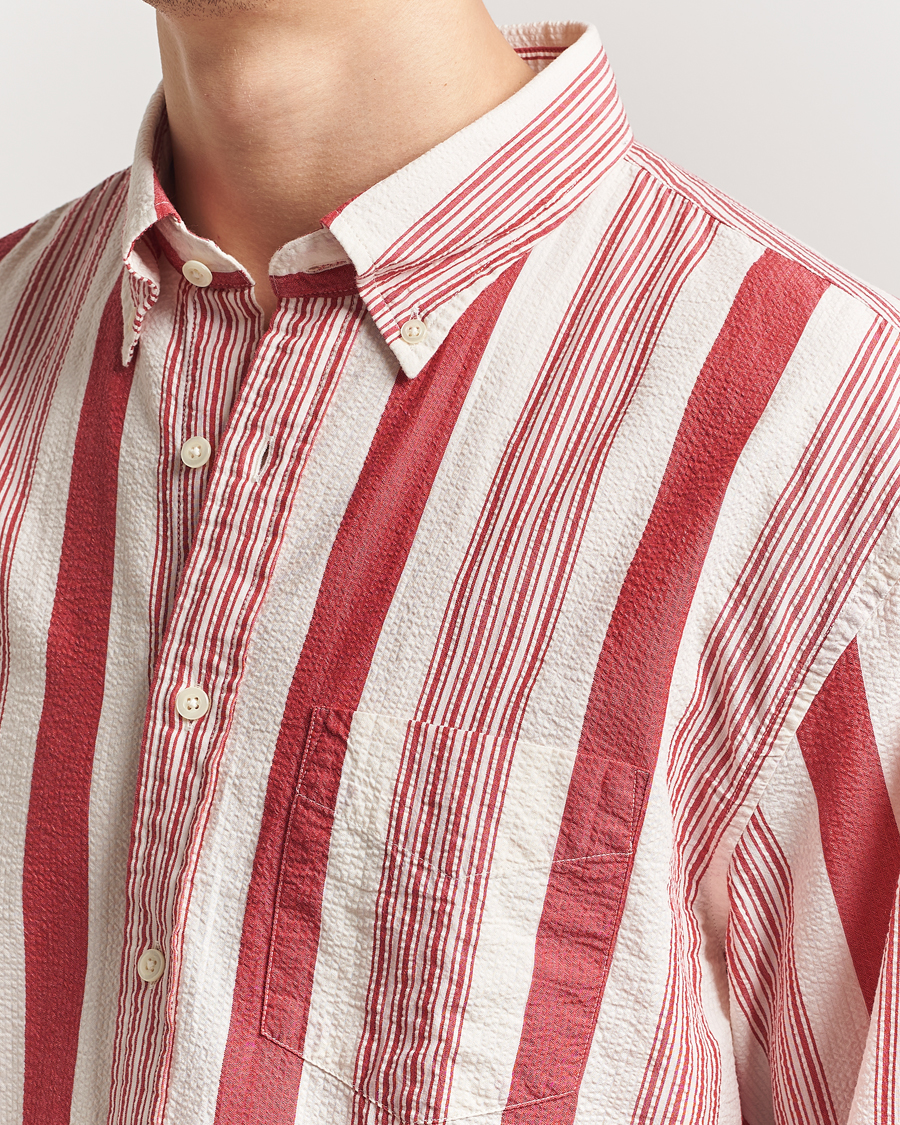 Homme | Chemises | GANT | Relaxed Fit Wide Striped Seersucker Shirt Ruby Red