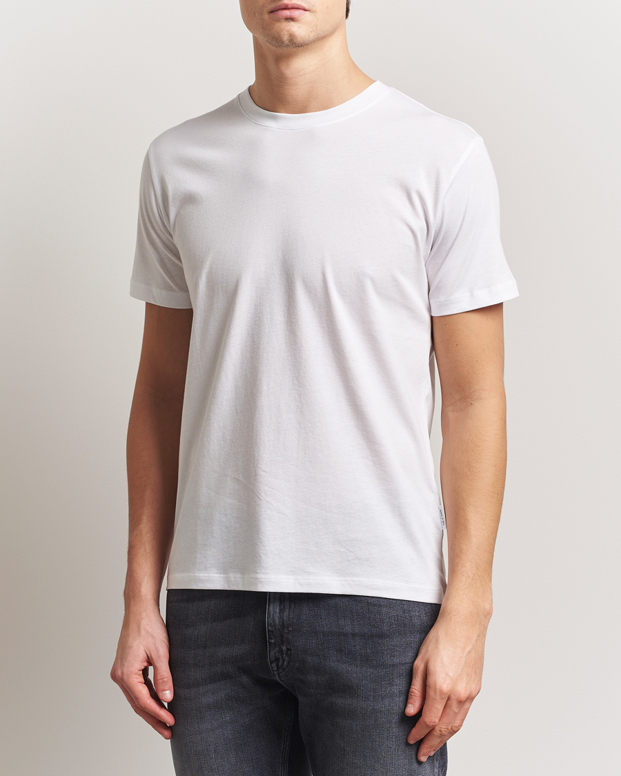 Homme | T-shirts | Tiger of Sweden | Dillan Crew Neck T-Shirt White