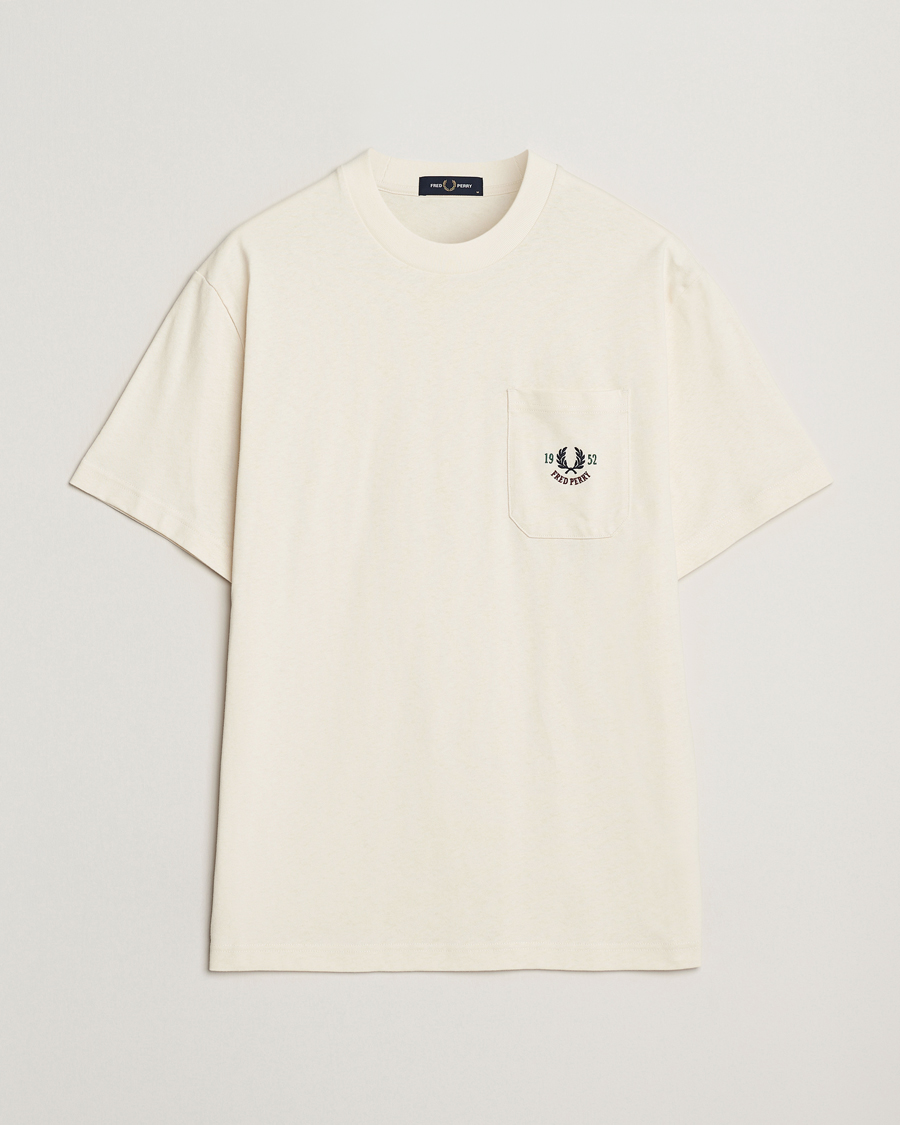 Homme | T-shirts | Fred Perry | Relaxed 1952 Tennis T-Shirt Ecru
