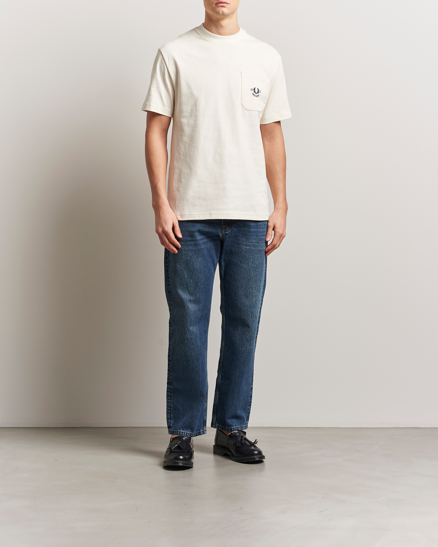 Homme | T-shirts | Fred Perry | Relaxed 1952 Tennis T-Shirt Ecru