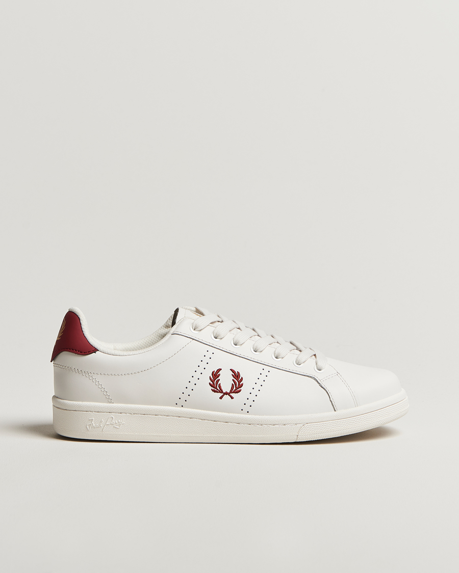 Homme | Fred Perry B721 Leather Sneaker Snow White/Red | Fred Perry | B721 Leather Sneaker Snow White/Red