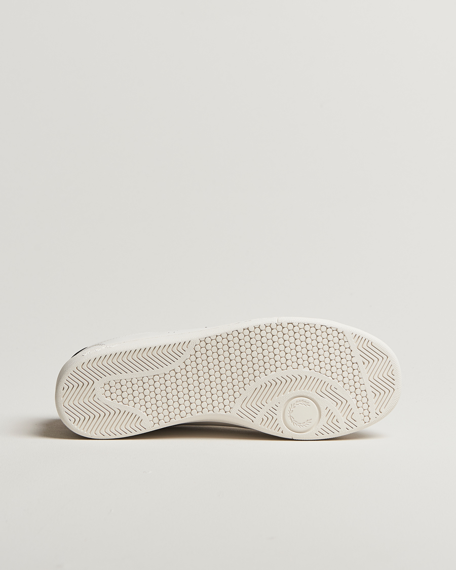 Homme | Fred Perry B721 Leather Sneaker Snow White/Red | Fred Perry | B721 Leather Sneaker Snow White/Red