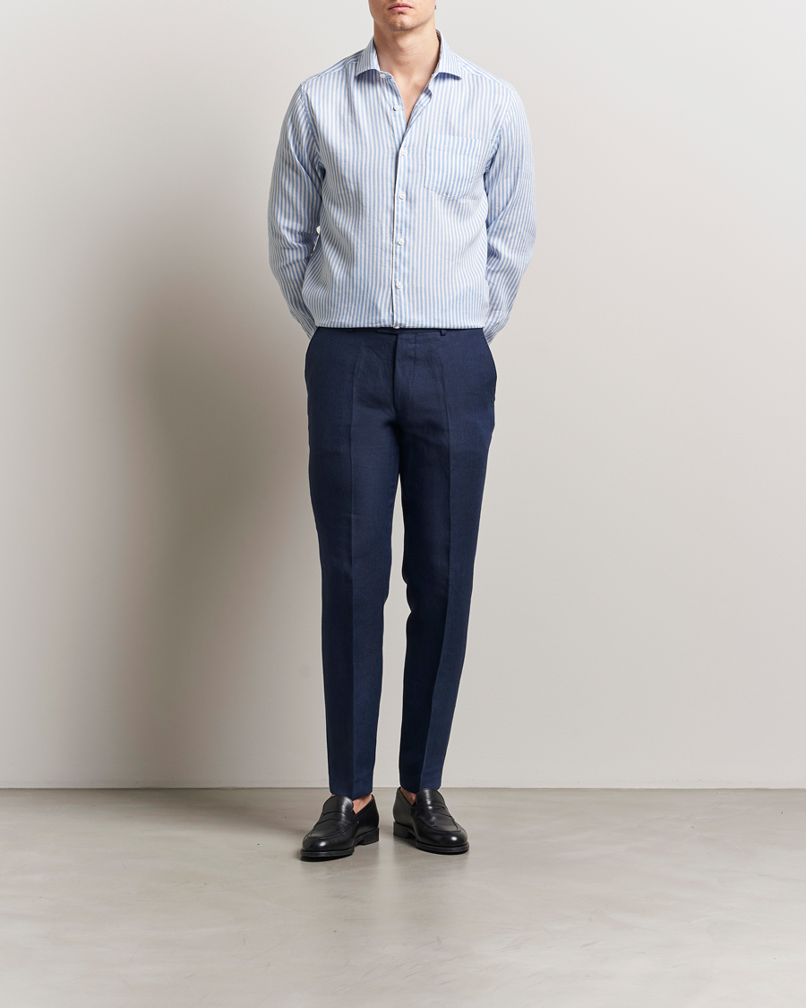 Homme | Chemises | Oscar Jacobson | Wide Spread Linen/Cotton Venetian Stripe Shirt Blue