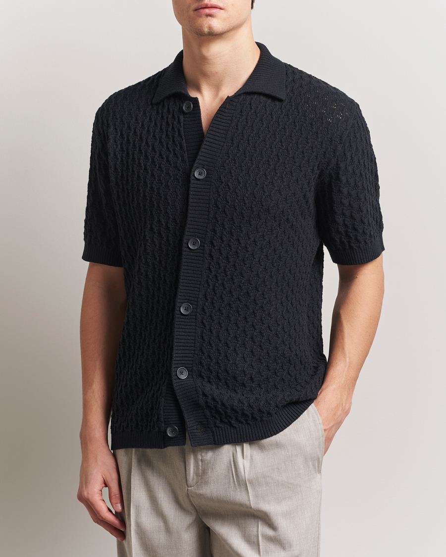Homme | Chemises | LES DEUX | Gespertus Knitted Short Sleeve Shirt Black