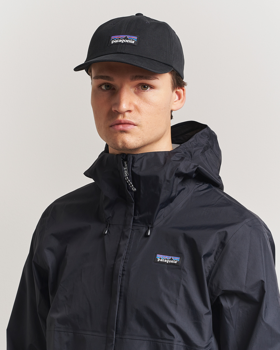 Homme | Patagonia P-6 Label Trad Cap Black | Patagonia | P-6 Label Trad Cap Black