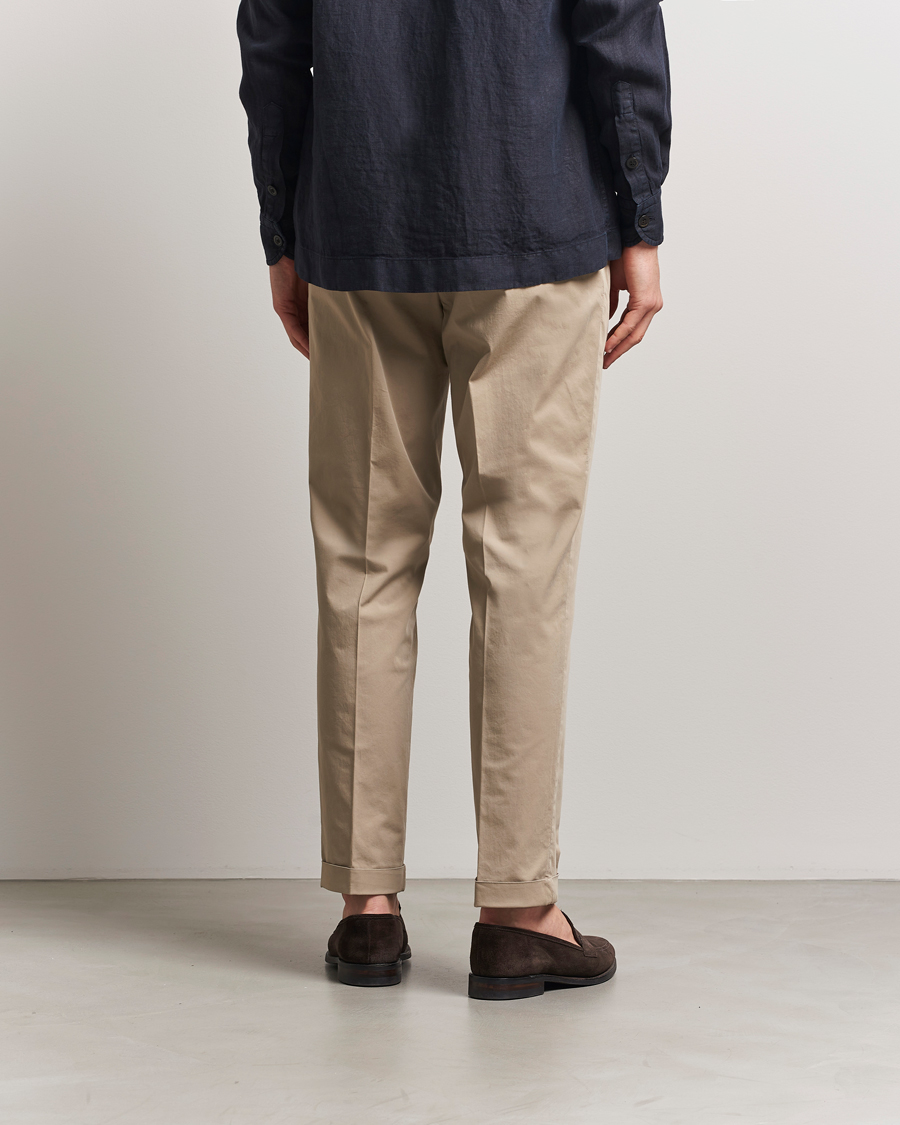 Homme | Pantalons | Briglia 1949 | Easy Fit Pleated Cotton Stretch Chino Taupe