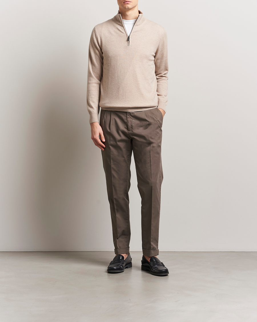 Homme | Pantalons | Briglia 1949 | Easy Fit Pleated Cotton Stretch Chino Brown
