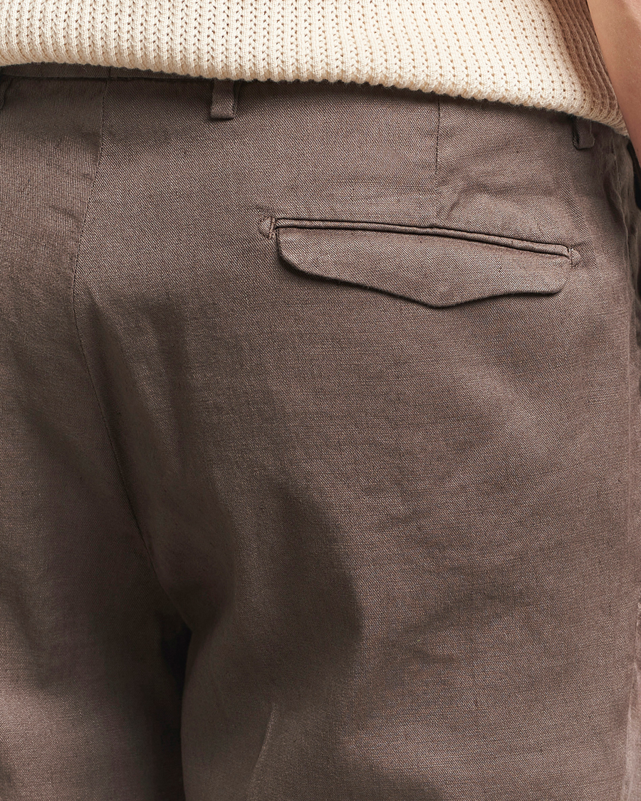 Homme | Pantalons | Briglia 1949 | Pleated Linen Trousers Brown