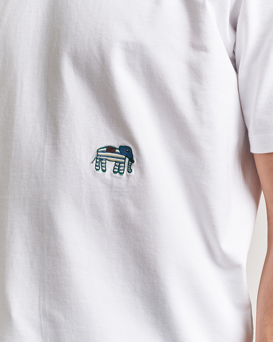 Homme | T-shirts | Drake's | Elephant Graphic Print Hiking T-Shirt Ecru