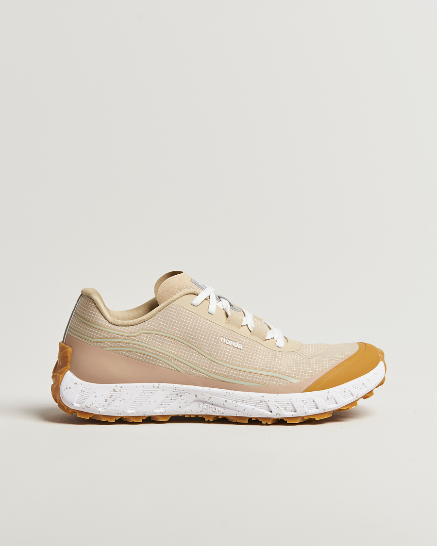 Homme | Norda 002 Running Sneakers Sand | Norda | 002 Running Sneakers Sand
