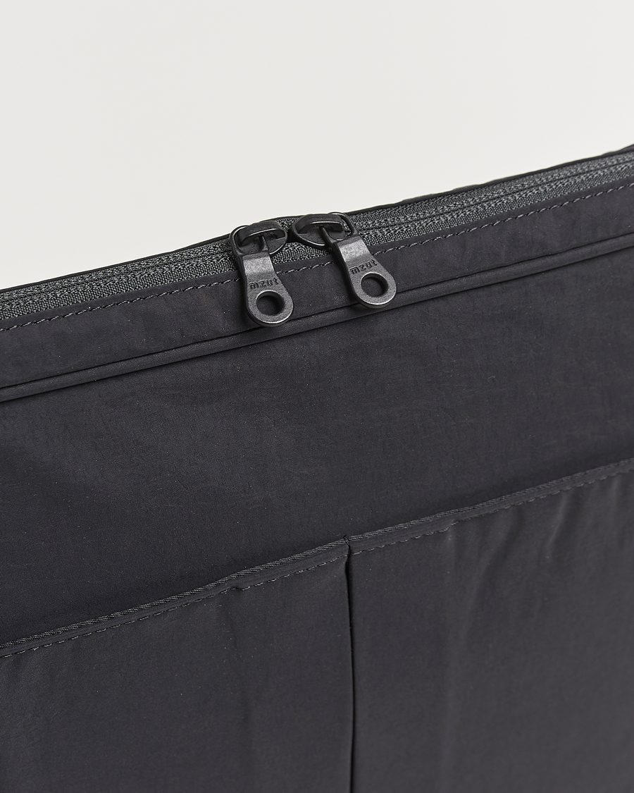 Homme | mazi untitled Nylon Laptop Pouch 16 Inch Black | mazi untitled | Nylon Laptop Pouch 16 Inch Black