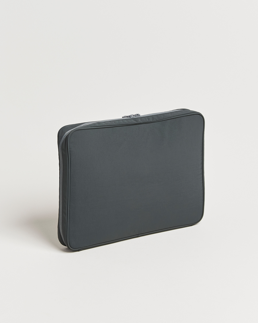 Homme | mazi untitled Nylon Laptop Pouch 16 Inch Grey | mazi untitled | Nylon Laptop Pouch 16 Inch Grey