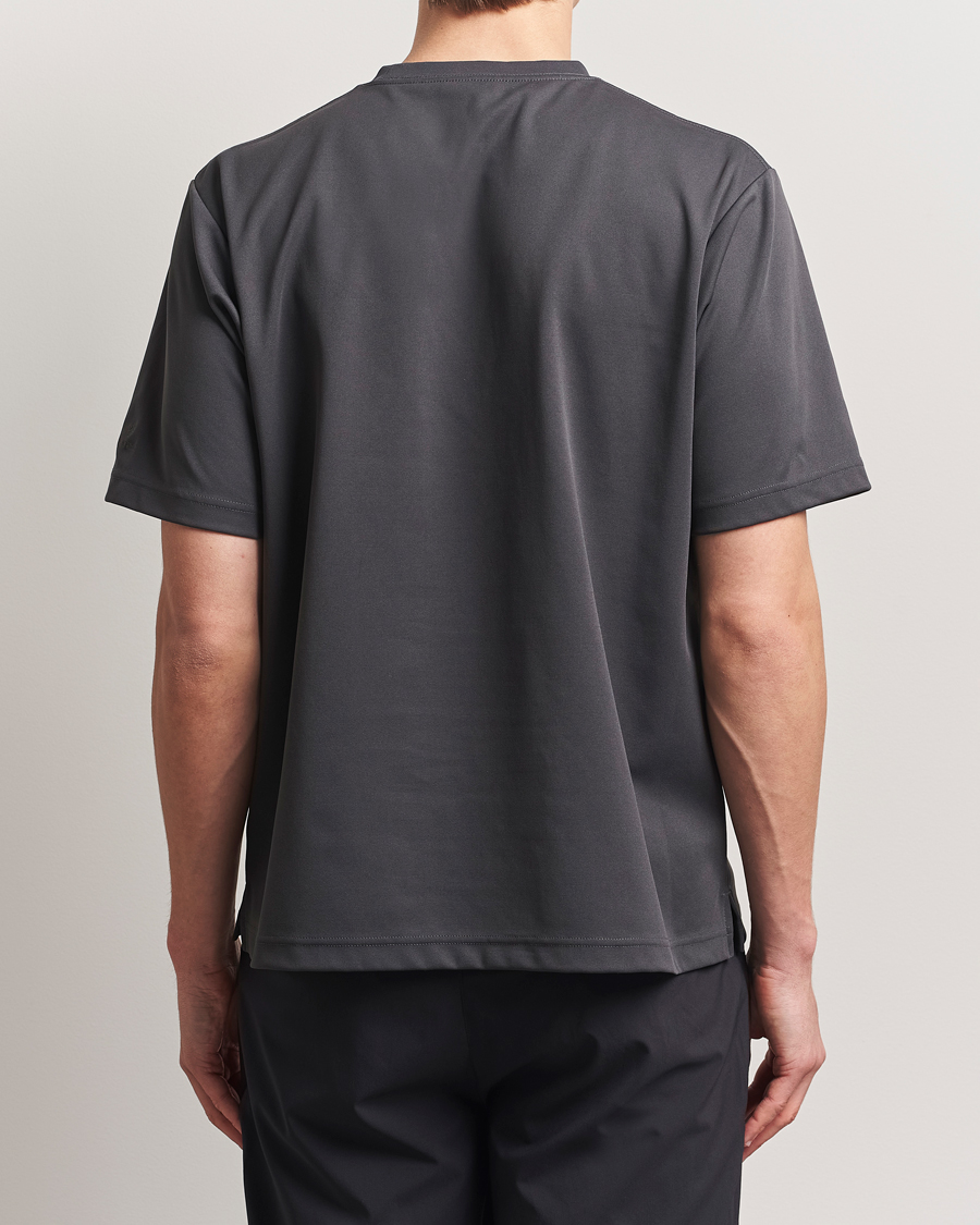 Homme | T-shirts | Snow Peak | Insect Shield T-Shirt Charcoal
