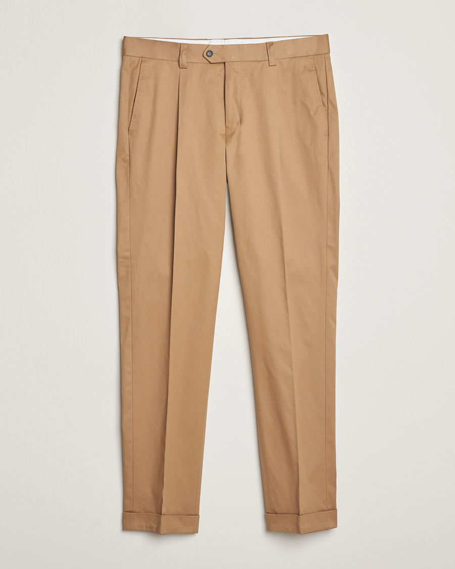 Homme | Pantalons | Tiger of Sweden | Tenuta Pleated Cotton Trousers Beige