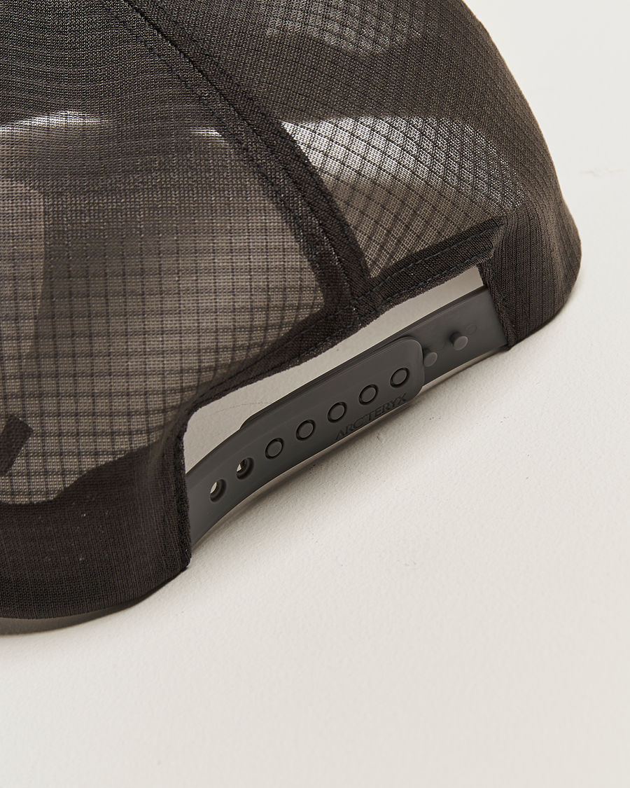 Homme | Arc'teryx Bird Trucker Cap Black/Cloud | Arc'teryx | Bird Trucker Cap Black/Cloud