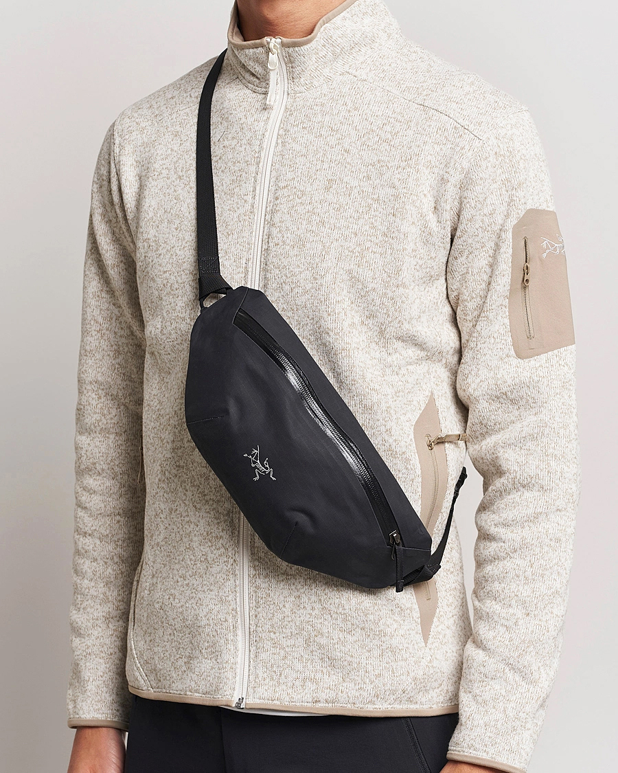 Homme | Arc'teryx Granville Crossbody Bag Black | Arc'teryx | Granville Crossbody Bag Black