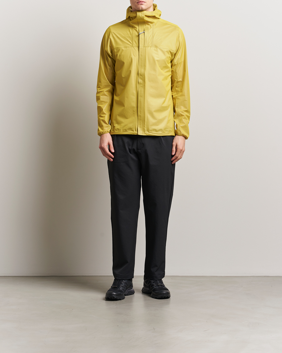 Homme | Manteaux Et Vestes | Houdini | The Orange Waterproof Jacket Be The Light Green