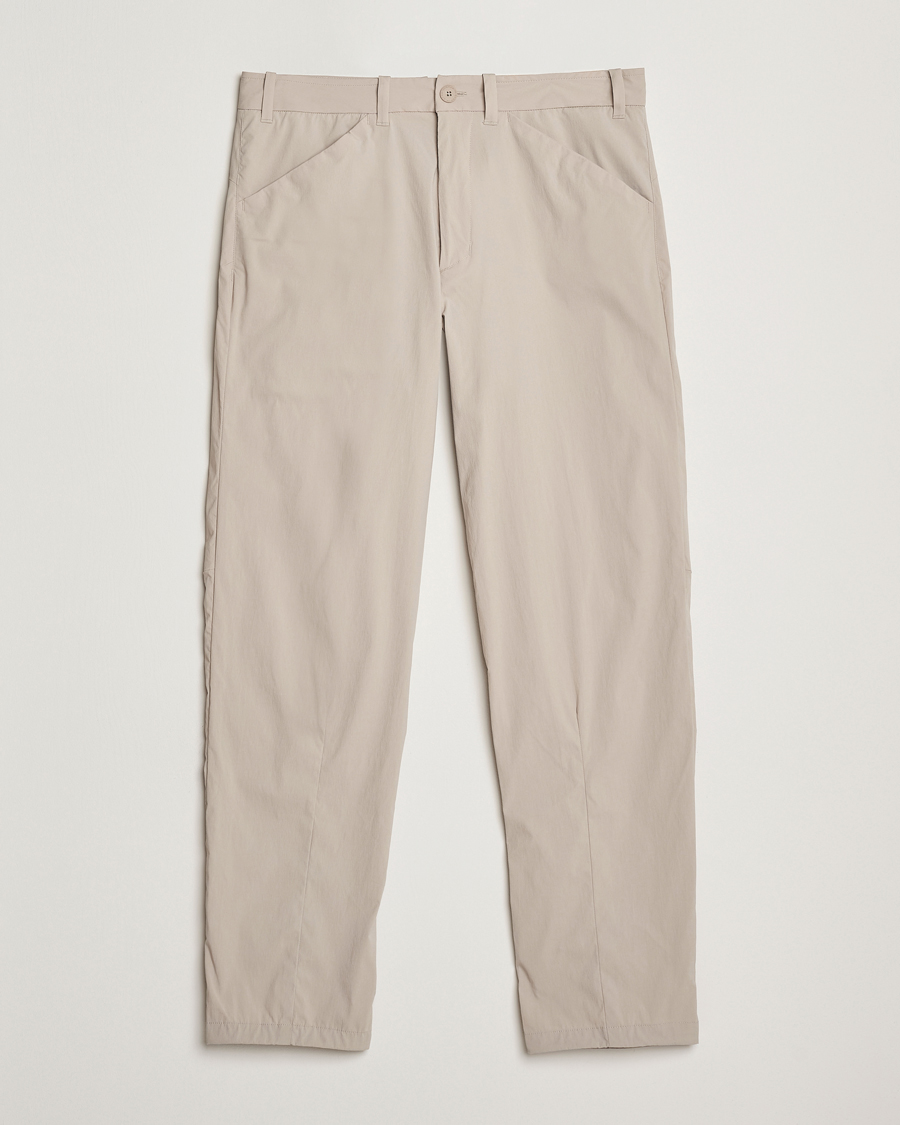 Homme | Pantalons | Houdini | Wadi Ultralight Pants Sandstorm