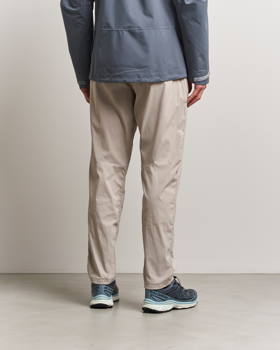Homme | Pantalons | Houdini | Wadi Ultralight Pants Sandstorm
