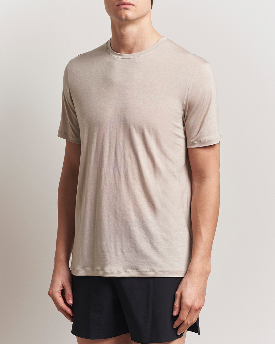 Homme | T-shirts | Houdini | Tree Tencel T-Shirt Sandstorm