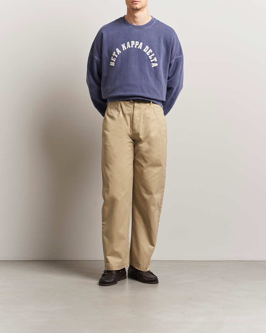 Homme | Pantalons | GANT 240 Mulberry Street | Relaxed Fit Cotton Twill Chinos Woody Beige