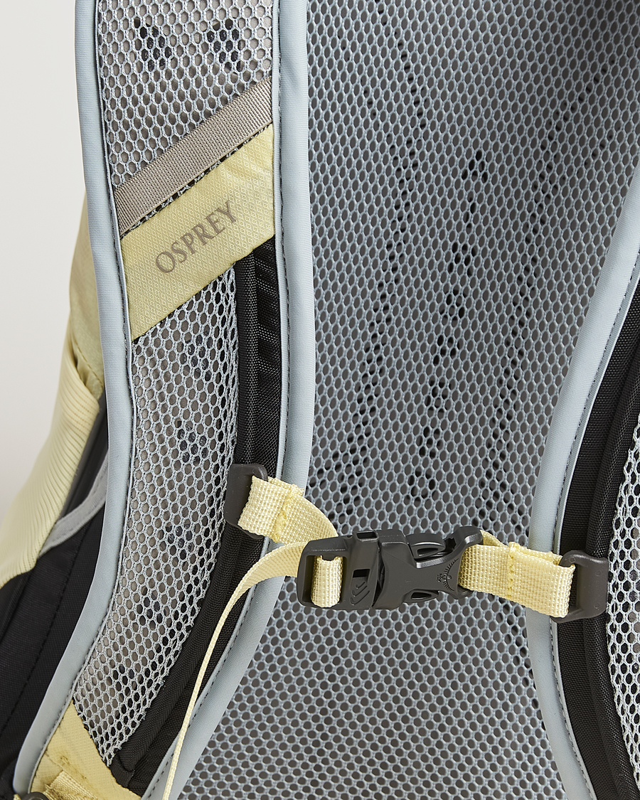 Homme | Osprey HikeLite 26  Stardust Yellow | Osprey | HikeLite 26  Stardust Yellow