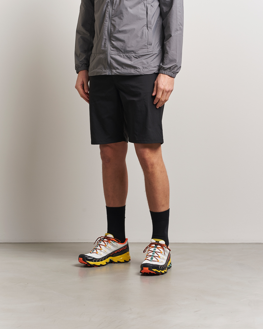 Homme | La Sportiva Ultra Raptor II Chalk/Black | La Sportiva | Ultra Raptor II Chalk/Black