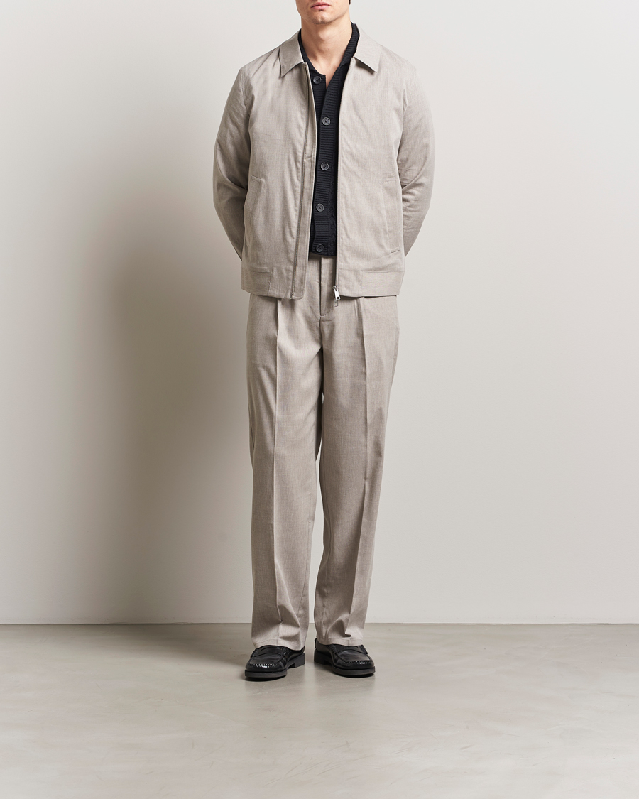 Homme | Pantalons | LES DEUX | Reece Pleated Slub Suit Pants Light Sand
