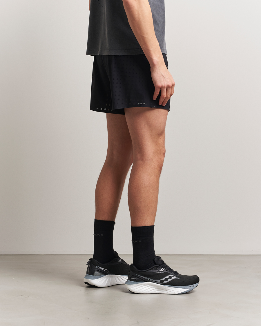 Homme | Saucony Triumph 22 Black/White | Saucony | Triumph 22 Black/White